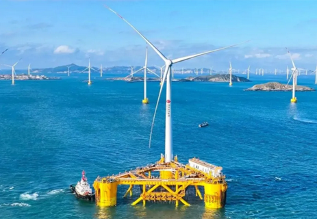 全球首座風(fēng)漁融合浮式平臺“國能共享號”通過驗收 